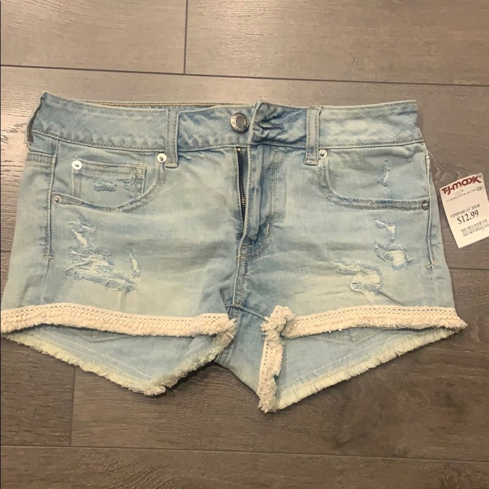 American eagle shorts size 6